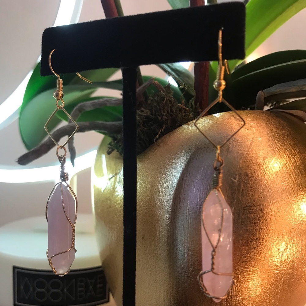 Pink crystal earings